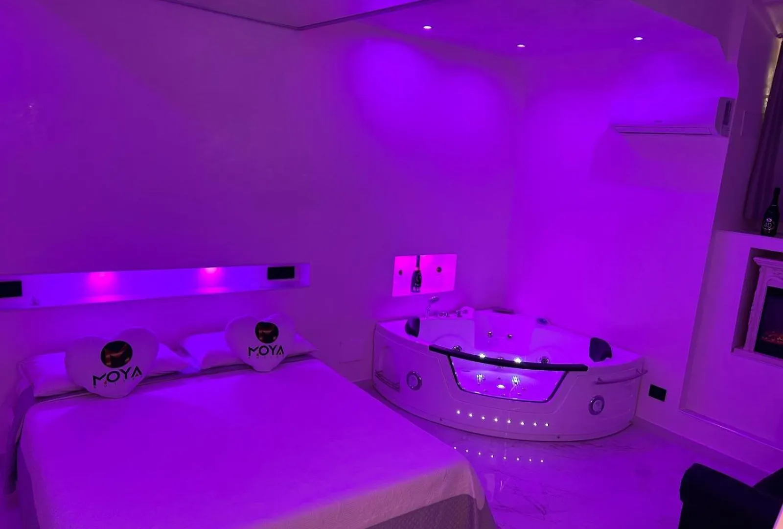 아파트 Moya Suites 2 - Spa In Camera 로마 이탈리아